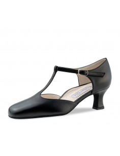 Chaussures de danse fermées...