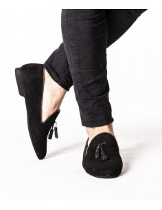 Mocassin daim noir à pompon 2
