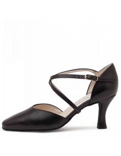 Chaussures de danse fermées...