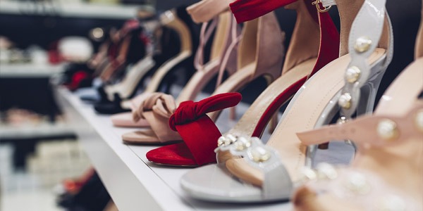 CHAUSSURES FEMME ÉLÉGANTES ET CONFORTABLES EN CUIR 